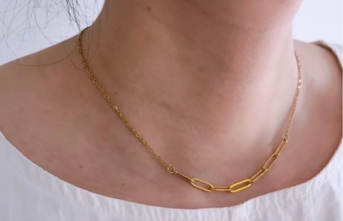 Paperclip Necklace Style 2