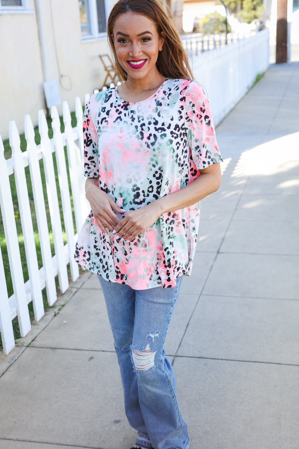 Casual Living Ivory Animal Print Short Sleeve Siky Knit Top